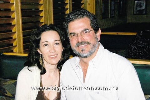 05092010 Norma Gómez y Gabriel Curiel.