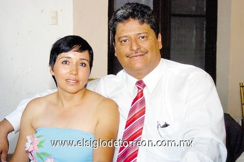 05092010 Mariela Romero y Ricardo Treviño.
