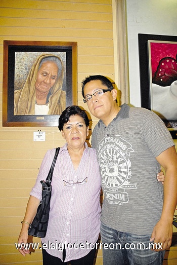 07092010 Lilia Limón y Carli Barahona Limón.