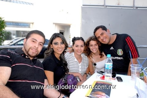 09092010 Omar Noyola, Bessie, Alicia, Iliana y Jesús.