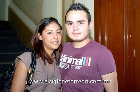 09092010 Lucy y Cristian.