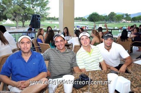 10092010 Mauricio, David, David y Eduardo.