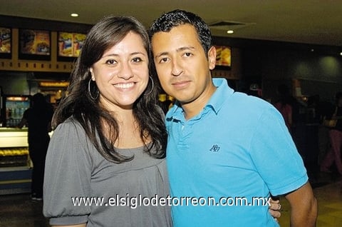 12092010 Rafael y Marisol.