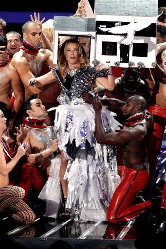 Chelsea Handler fue la primer mujer en conducir los premios de MTV.