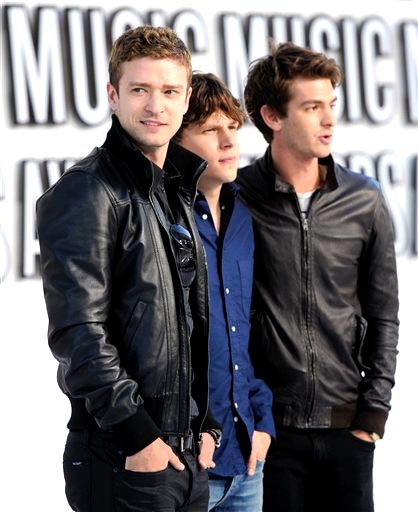 Justin Timberlake, Jesse Eisenberg, y Andrew Garfield.