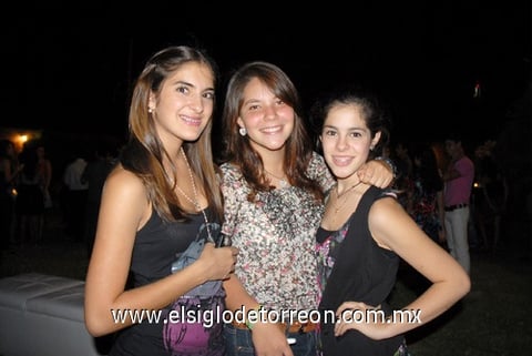 15092010 María, Valeria y Mari.