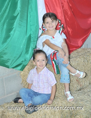 15092010 María Isabella y Mía.