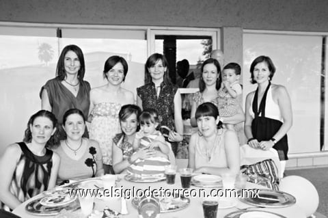 19092010 Ileana, Claudia, Rita, María José, Lorena, Blanca, Marcela, Luly y Maru.