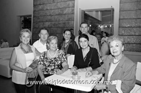 19092010 Luz María, Lupita, Omar, Bertha, Mayela, Braulio y Ruca.