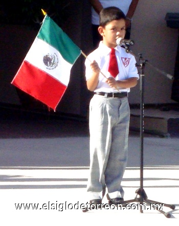 19092010 Alumno de tercer grado de jardín, Diego Ernesto Barrios A. en su participación.