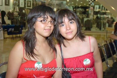 21092010 Valeria Rocha e Itzel García.
