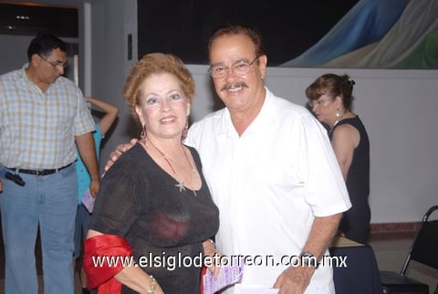 21092010 Susy Ortiz y José.