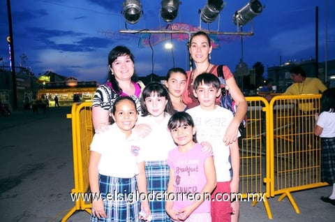 23092010 Isa, Ana Isabel, Valeria, Lupita, Emma, Raúl e Ivana.