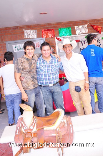 24092010 Guadis, Gerardo y Sergio.