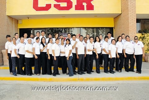 26092010 Grupo de docentes del colegio San Roberto.