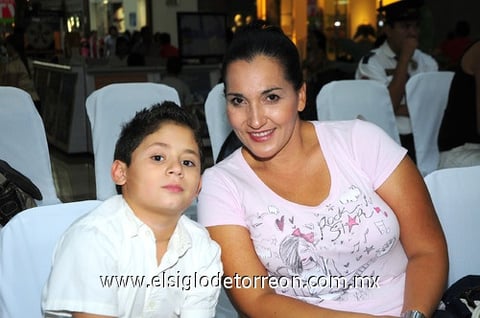 26092010 Moni Mijares Sáenz y Mónica Sáenz Espada.