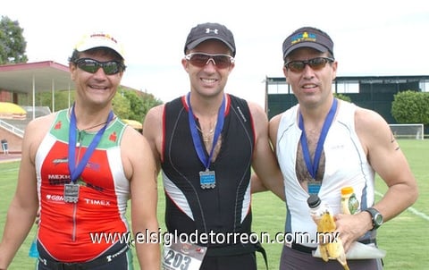 28092010 Javier, Alejandro y Luis.