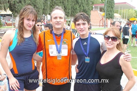 28092010 Raquel, José Ángel, Alejandro y Pamela de la Parra.
