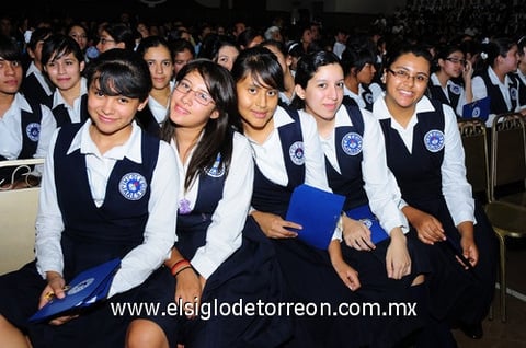 29092010 Karla Rodríguez, Fátima de Hoyos, Alejandra Antúnez, Laura Murguía y Andrea Gómez.