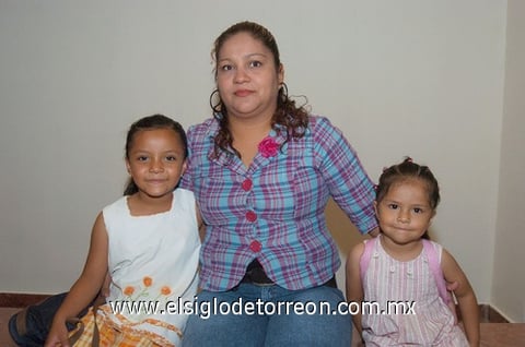29092010 Graciela Carrillo, Yareth Rodríguez y Yaretzi Rodríguez.