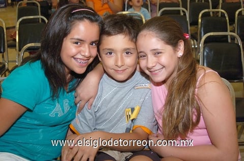 29092010 Luisa Samaniego, Ramón Samaniego y Miranda Corral.