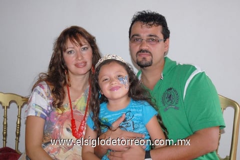 30092010 En familia. Carlos, Ana, Sebastián y Carlitos.