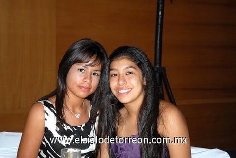 03102010 Karla Alvarado y Perla Rangel.