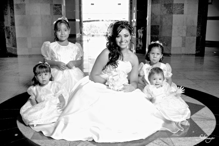 Lic. Thalía Mayté Alvarado Soto unió su vida a la del Lic. José Luis González Fuente.

Eduardo Sánchez Fotografía