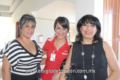 02102010 Patricia de Ortega, Luisa Ortega y Rosario Pérez.