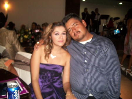 Faby y Gume en la boda de Brenda y Luis Felicidades.