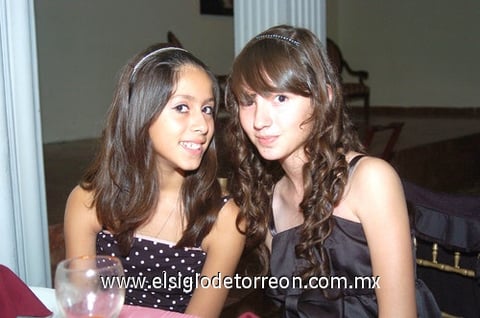 05102010 Rebeca y Melannie.