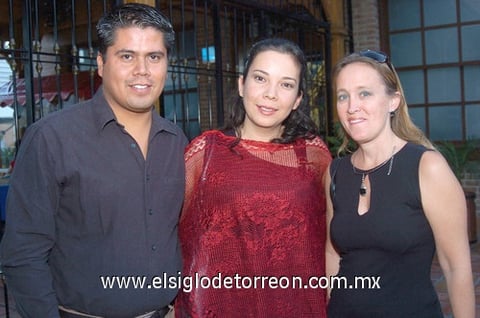 05102010 Francisco Onofre Partida, Francisco Onofre Jr., Elisa Graciano Marín y Mariana Onofre.