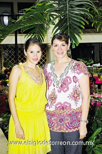 06102010 Adriana Lazarín e Iris Márquez de Tejada.