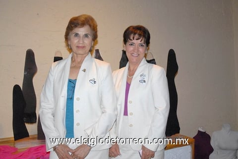 06102010 Alejandra y Angélica Ramírez.