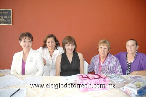 07102010 Angélica Padilla, Milagros Lomelí, Isabel del Río, Mila Oviedo y Lucy Campos.