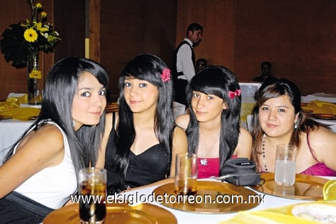 10102010 Fanny Mascorro, Dany Dimas, Vane Dimas y Jennifer Castor.