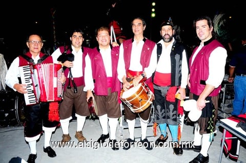 11102010 Olé. Pedro, Pedrito, Mario, Andrés, Hugo y Víctor.