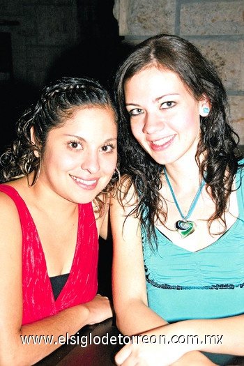 Bertha y Gaby Delgado.