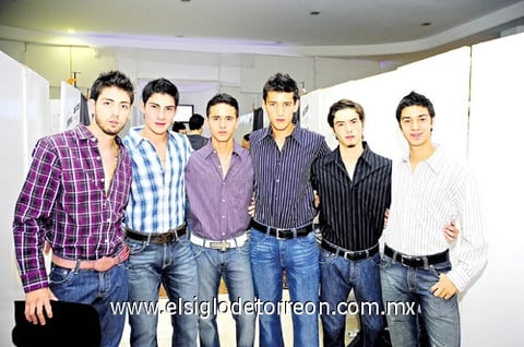 Guillermo Ávila, Alejandro Bazán, Arturo Valdés, Marcos Muñoz, Alejandro Campos y Juan Carlos Álvarez.