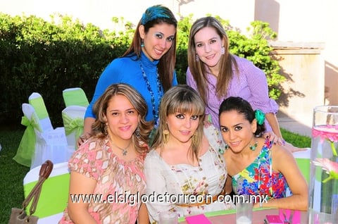 11102010 Asistentes. Brenda Aldama, Érika Rivas, Blanca Olivia Valenzuela, Vero Esqueda Tello y Maribel Esqueda Tello.