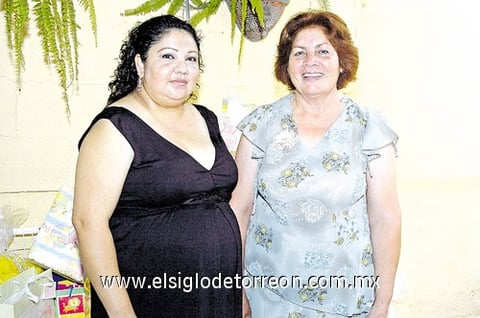 11102010 Lilia Lucía Sánchez Cuéllar y María del Rosario Cuéllar.