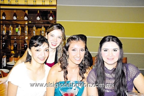 09102010 Jéssica Jáuregui, Rosa María García, Elisa Delgado y Karen Enríquez.