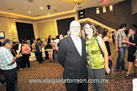 Francisco Martín y Lourdes Castil de Martín.