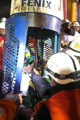 El minero Jose Ojeda a su rescate de la mina en Chile.
