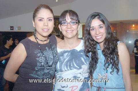 17102010 Adriana Gamboa, Elena Gamboa y Ana Isabel Velasco.
