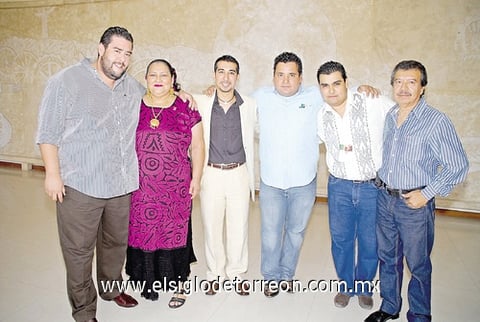 17102010 Armando Álvarez, Estefanía Gómez, Agustín Basurto, Alejandro Astudillo, Rodrigo Astudillo y Gerardo Martínez.