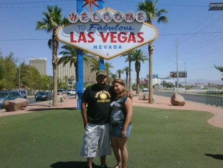 Cristian y Alina Delgado en la ciudad del pecado, Las Vegas, Nv. Fotografía enviada por Cristian Delgado.