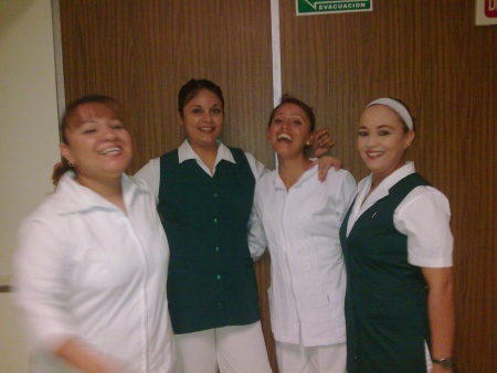Laura Chaires, Elena Rodríguez, Karlita Moya y una servidora, juntas en el H.G.Z. # 46. Fotografía enviada por Romelia Trinidad Carreón García.