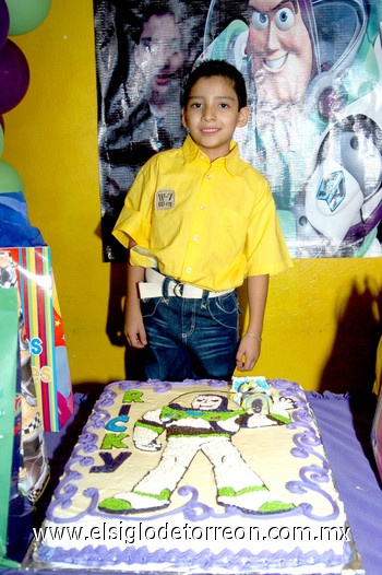 19102010 Ricardo Alberto Salas Calderón celebró su cumpleaños número siete con una divertida fiesta temática al estilo 'Buzz Ligthyear'.