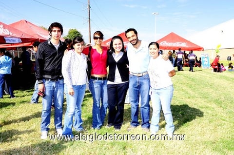 21102010 Gilberto Ayala, Ivonne Ibáñez, Adriana Zapata, Brenda Romo, Alejandro Tavera y Mónica García.